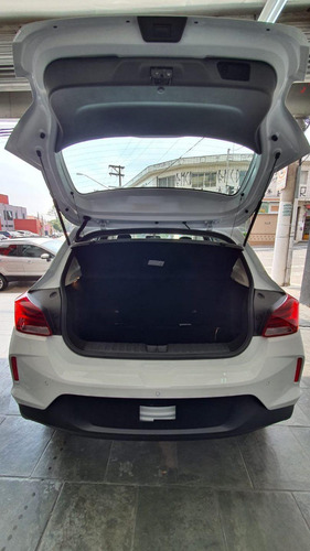 Chevrolet Onix HATCH LTZ 1.0 12V TB Flex 5p Aut.