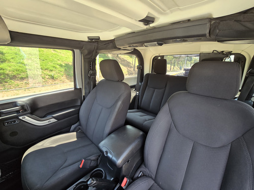 Jeep Wrangler 3.6 3p Sport V6 Man 4x4 At
