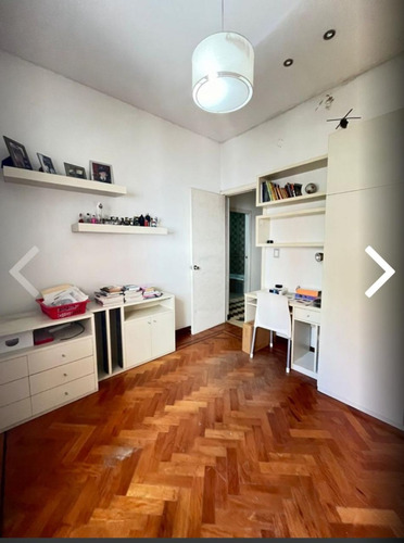 Casa 4 Ambientes En Quilmes Con Patio, Parrilla Y Cochera