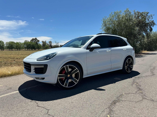 Porsche Cayenne 3.7 Gts At