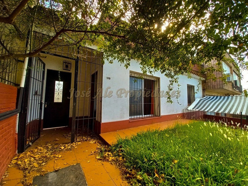 Imagen 17 de 17 de En Venta - Impecable Casa 3 Dorm 2 Baños