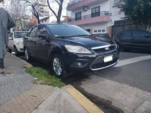 Imagen 2 de 13 de Ford Focus 2.0 Exe Guia