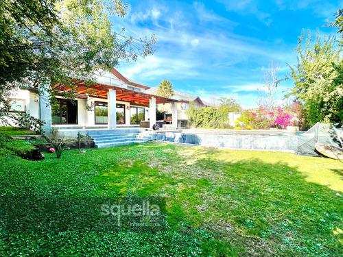 Casa Condominio Arriendo - 6d+4b, Salita, Quincho Y Piscina