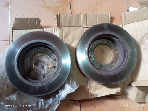 Discos De Freno Toyota Fortuner Hilux Kavak Runner Original 