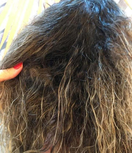 Imagem 2 de 2 de Cabeleireira À Domicílio