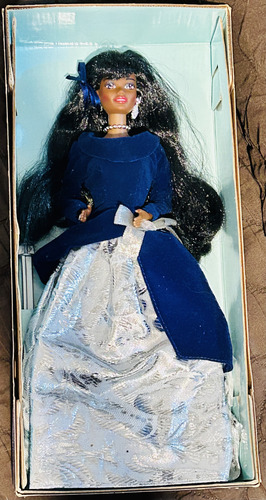 Barbie Winter Velvet Avon Colección (Usado)
