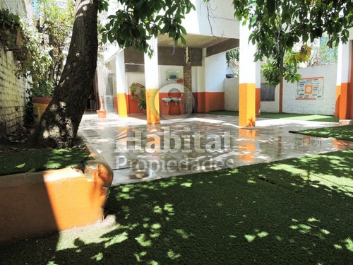 Imagen 5 de 14 de Local Sobre Avenida Ideal Ara Instituto O Colegio