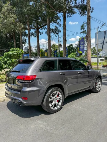 Jeep Grand Cherokee Srt8 2020