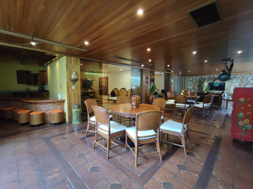 Apartamento En Venta, Las Mesetas De Santa Rosa De Lima, Municipio Baruta
