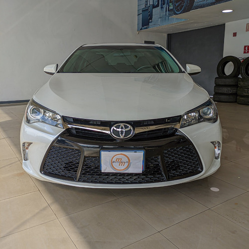 Imagen 2 de 13 de Toyota Camry Se