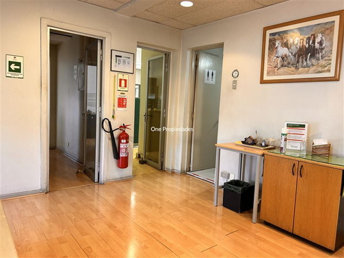 Oficina Arriendo (10p4b) Manuel Montt, Providencia