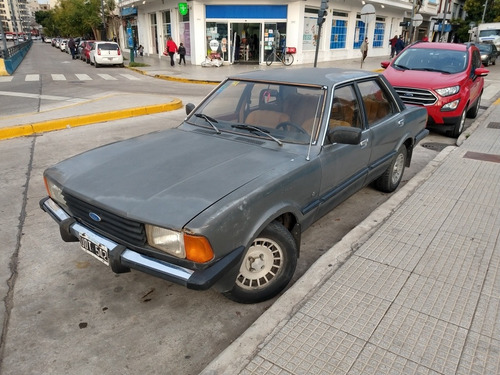 Imagen 1 de 9 de Ford Taunus 2.3 Ghia