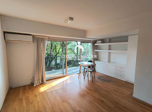Monoambiente Con Balcon Al Frente. Apto Profesional. Palermo