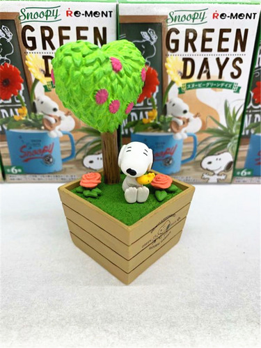 Green Day Series Figuras De Snoopy Y Flor Botánica