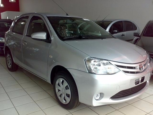 Toyota Etios 1.3 16v X Aut. 5p 2020/2021 0km