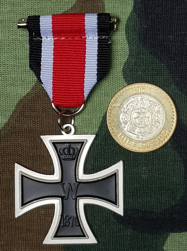 Medalla Y Moneda Cruz De Hierro Ejercito Alemán Guerra