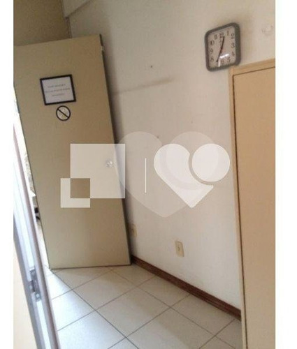 Imagem 10 de 25 de Sala Comercial Com Área Externa ,na Av. Getúlio Vargas , Menino Deus - Reo418449