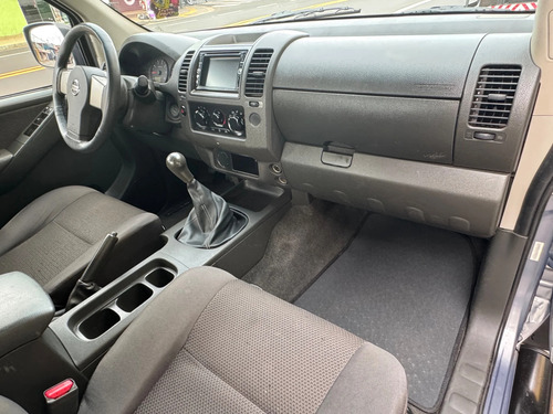 Nissan Frontier 2.5 XE 4X2 CD TURBO ELETRONIC DIESEL 4P MANUAL