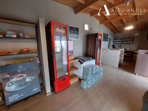 3 Cabañas Y Local Comercial En Maitencillo 