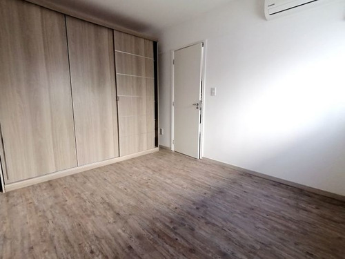 Venta Apartamento 1 Dormitorio Y Garage En Parque Rodó