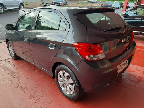 Imagem 5 de 9 de Chevrolet Onix 1.0 Mpfi Lt 8v Flex 4p Manual
