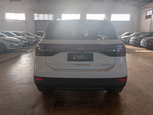 Volkswagen T-Cross 1.0 200 TSI TOTAL FLEX AUTOMÁTICO