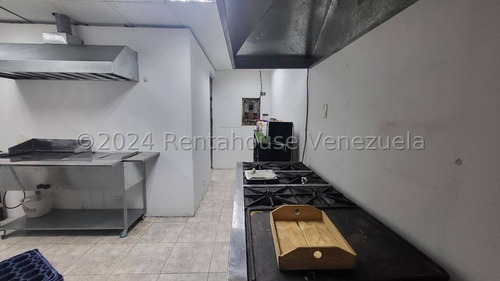 Bodegon Fondo Comercio Negocio En Venta San Isidro Excelente Ubicacion Calle Sucre Clientes Activos Restaurante Cava Cuarto Horno Planta Electrica Estef 24-26819