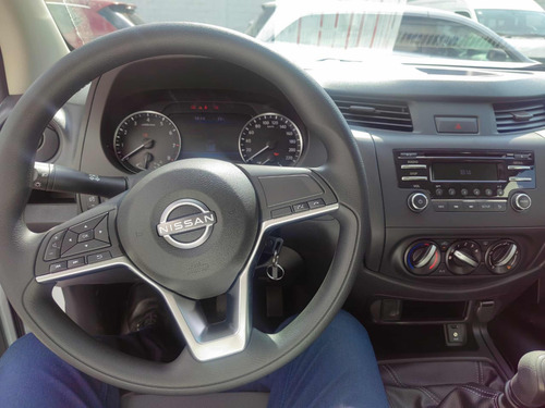 Nissan Frontier 2.5 Se Dc 4X2 Mt