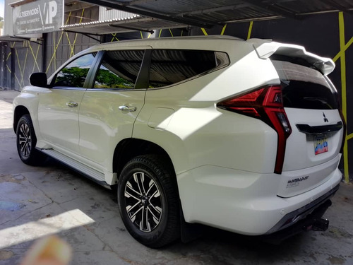 Mitsubishi Montero Sport Sport
