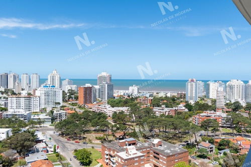 Imagen 13 de 21 de Apartamento Con Vista Al Mar En Venta Alexander Boulevard Punta Del Este - Punta Del Este Mansa