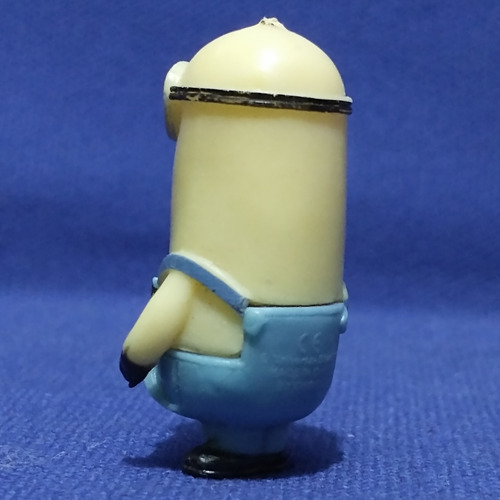 Minion Kevin Sin Pelo Huevo Kinder Chimos (Usado)