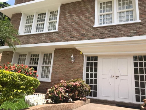 Imagen 1 de 14 de Casa En Venta Santa Monica