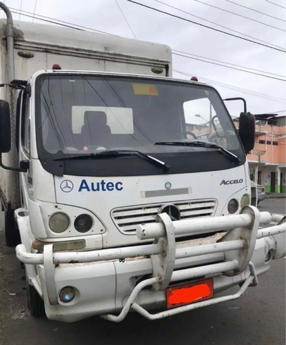 Imagen 9 de 10 de Camion Furgón 9toneladas - 2006 Mercedes Benz Accelo 915c