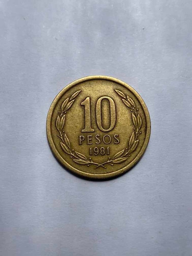 Moneda De Latón De 10 Pesos Chilenos Del Año 1981