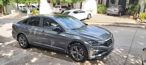 Imagen 9 de 13 de Volkswagen Jetta R-line Tip 2019