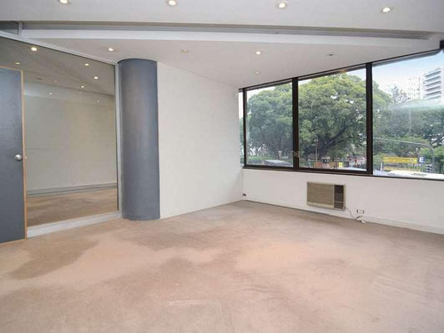 Oficinas De 370 M2 Con Renta, Excelente Estado, Recoleta, Frente A Pza Vicente López.