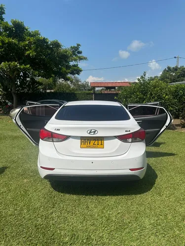 Hyundai Elantra 1.8 I35 Gl Mt