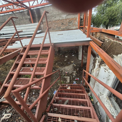 Terreno Con Galpon En Contsruccion - Recibo Ofertas