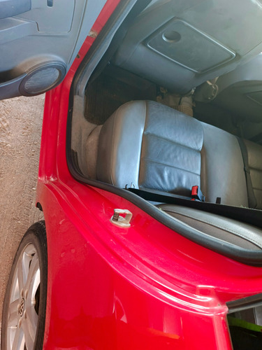 Volkswagen Suran 1.9 Sdi Highline Cuero 90e