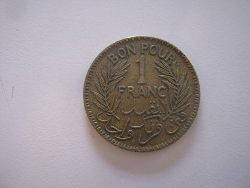 Túnez 1 Franco 1945