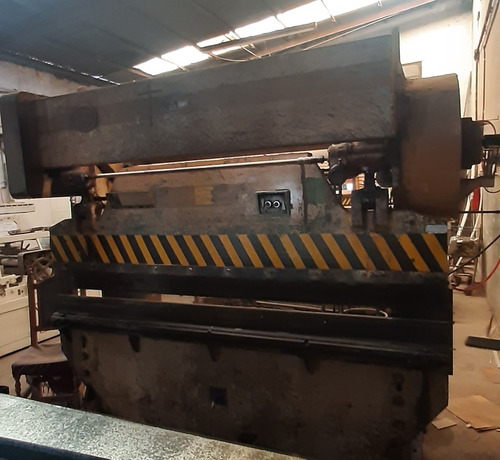 Plegadora Daisa 2500 Mm 40 Tn (Usado)