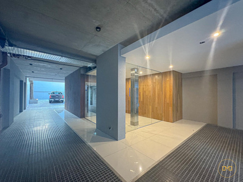 2 Amb · Suite · Toilete · Luminoso · 55m2