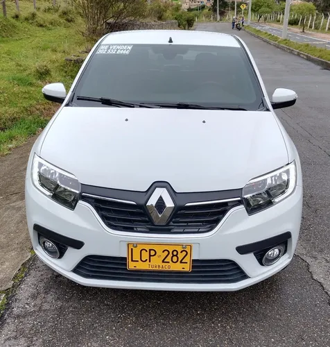 Renault Logan 1.6 Privilege / Intens
