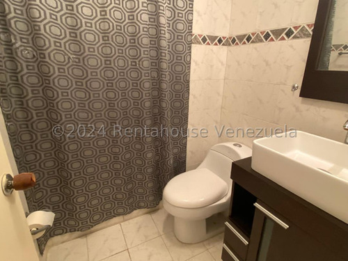 L.l/ Apartamento Amoblado En Venta Ubicado En El Cigarral