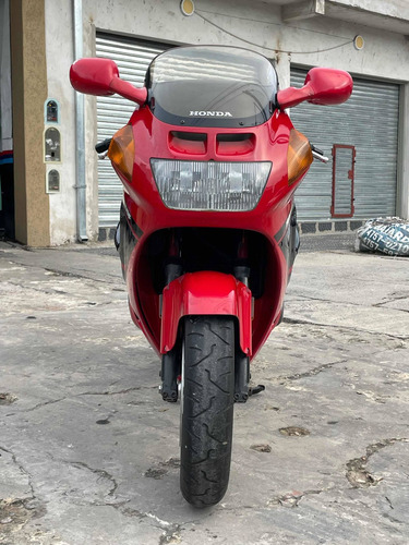 Imagen 3 de 10 de Honda Cbr 1000f