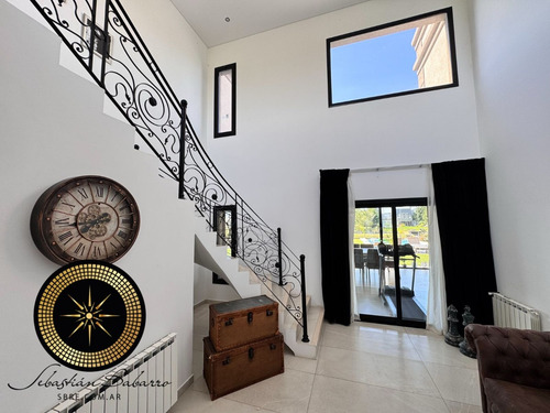 Casa Venta Fondo A Laguna, Canning Los Talas