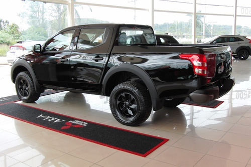 Imagem 8 de 9 de L200 Triton 2.4 16v Turbo Diesel Outdoor Gls Cd 4x4 Automát