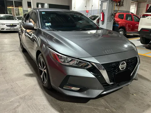 Nissan Sentra 1.8 Advance Cvt