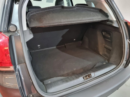 Peugeot 2008 1.6 Feline 5p