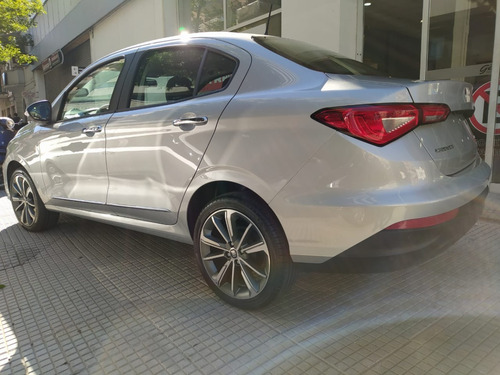 Fiat Cronos Automatico At6 1.8 130cv Precision Premuim My21